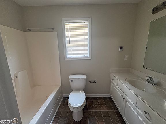 5th image of 1821 Claxton Dairy Rd