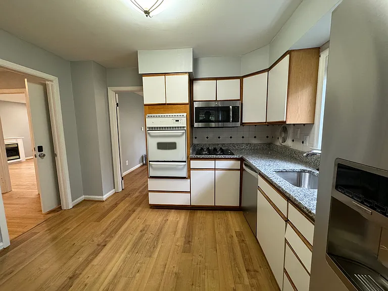 Kitchen - 4