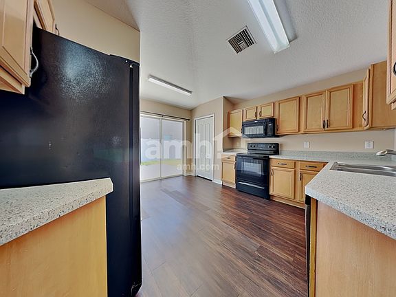 4th image of 10047 Perthshire Cir