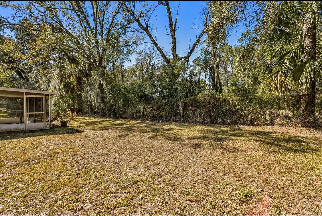 4 bed, 1562 sqft, $2,400 — Photo 4