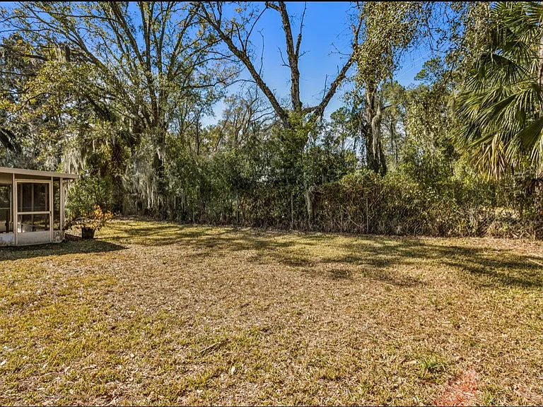 2634 Hugh Edwards Dr — Photo 4