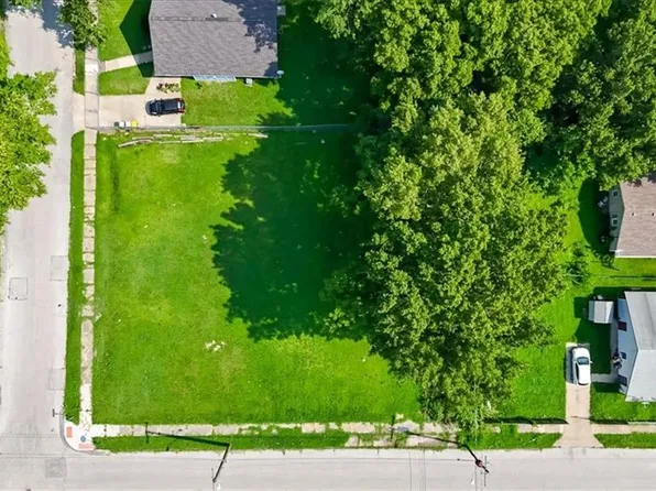 2943 & 2949 Wayne Ave, Kansas City, MO 64109