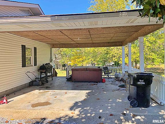 4th image of 205 E Rosalie St