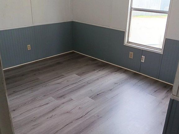 3rd image of 2246 Mountain Pine Rd #47