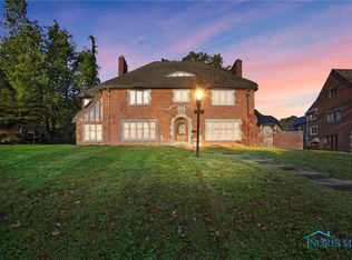 2041 Richmond Rd, Toledo, OH 43607