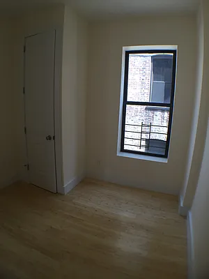 Rented by Newcastle Realty Services | media 9