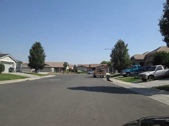 2nd image of 9441 Rose Ct