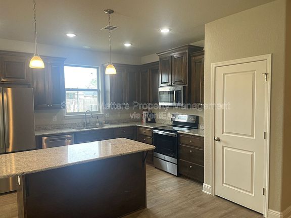 5th image of 3821 Ranch Rd