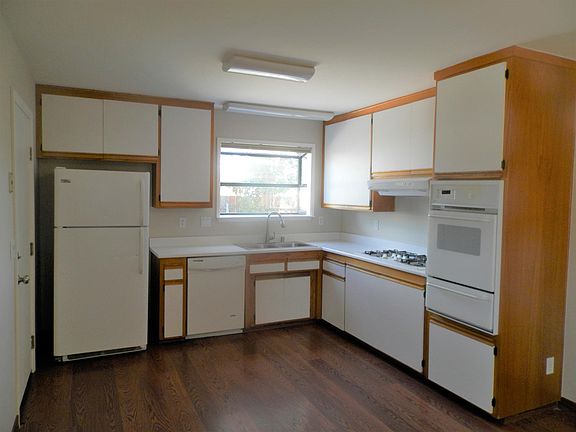 2nd image of 4787 Mount Saint Helens Way