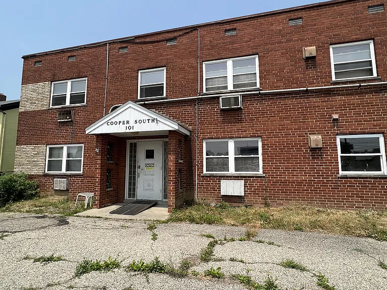 215 W Wyoming Ave — Photo 11