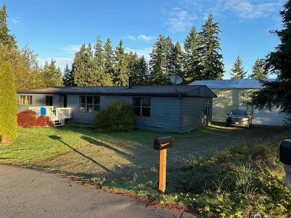 10550 NW Left Wing Court, Silverdale, WA 98383