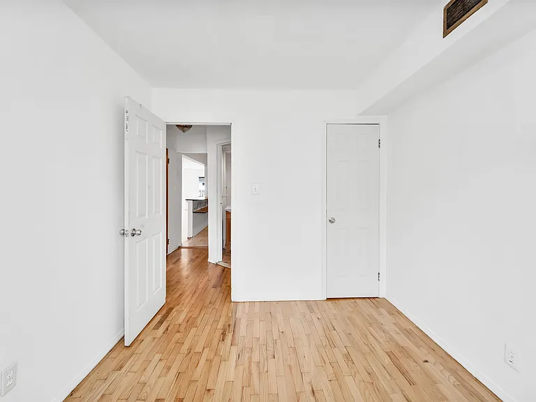 30 Skyline Dr #3 — Photo 25