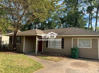 6938 Landor St, Houston, TX 77028