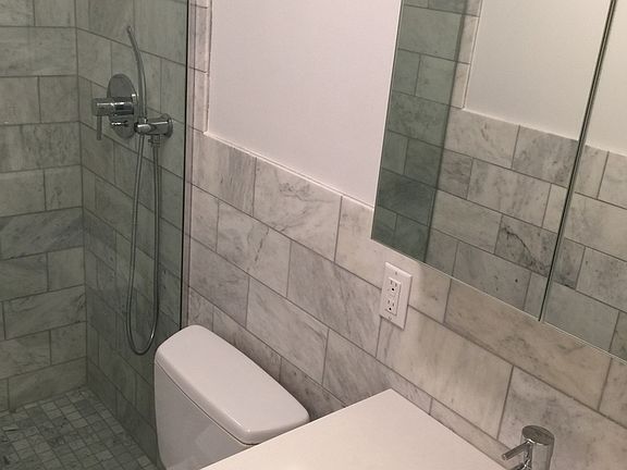 5th image of 9 Stanton St #3CC