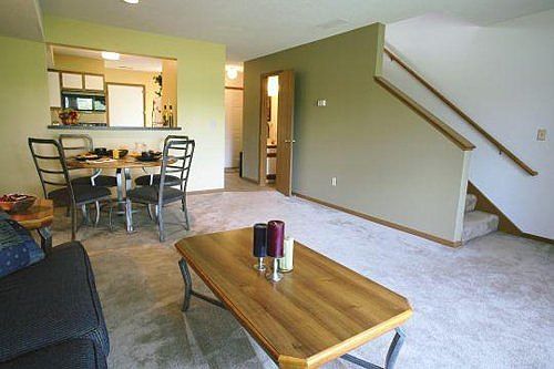 4th image of 4960 Birch Lake Cir