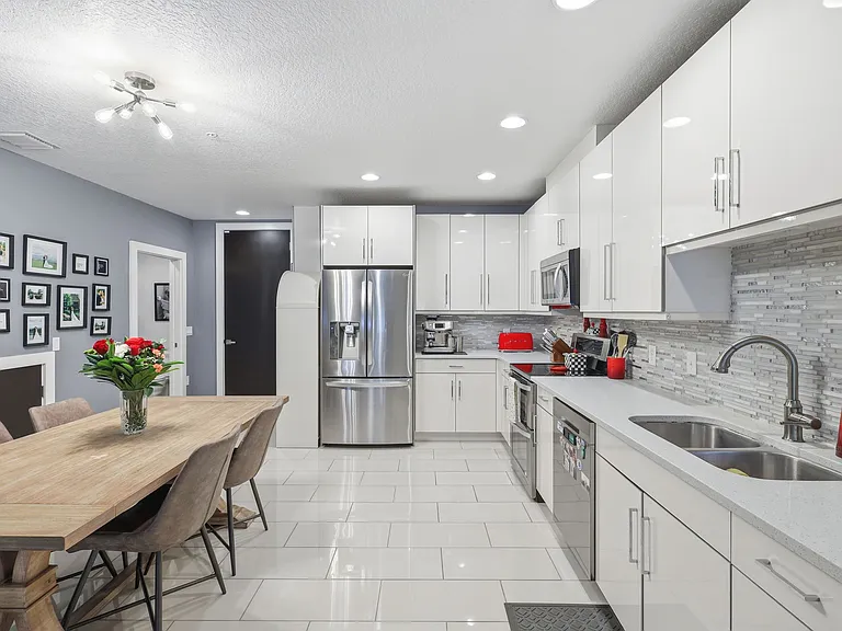 440 W Swoope Ave — Photo 7