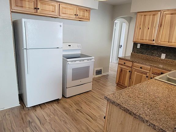 2nd image of 1505 12th St #C