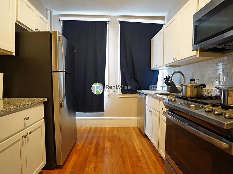 56 Gardner St #15 — Photo 2