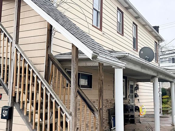 5th image of 46 Fallbrook St