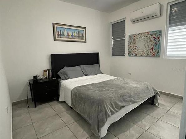 10 Corchado, Isabela, PR 00662