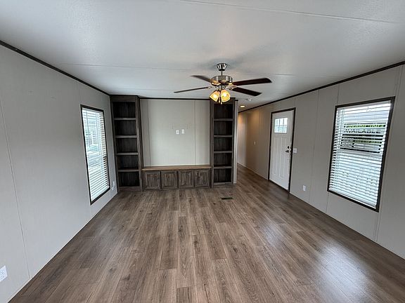 2nd image of 8606 Curly Horse Way