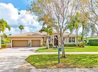 5046 Waters Edge Way, Cooper City, FL 33330