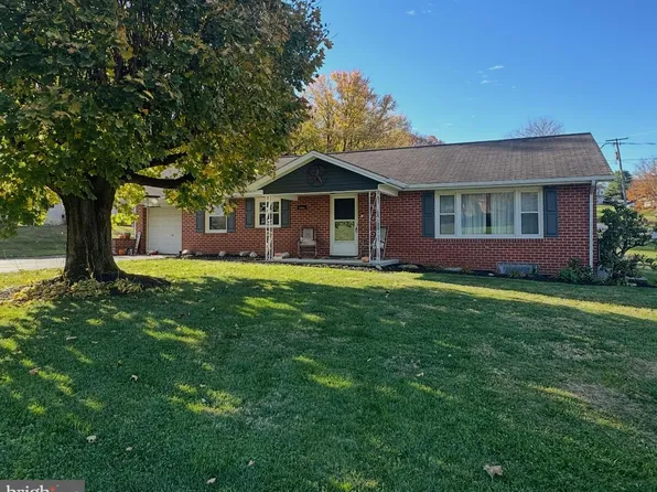 5571 Blooming Grove Rd, Glenville, PA 17329