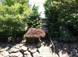 4516 45th Ave NE, Seattle, WA 98105