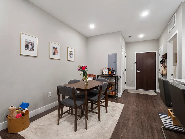 2729 W 28th Ave #311 — Photo 5