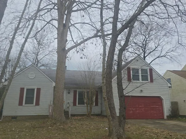 2460 Piney Bark Dr, Virginia Beach, VA 23456