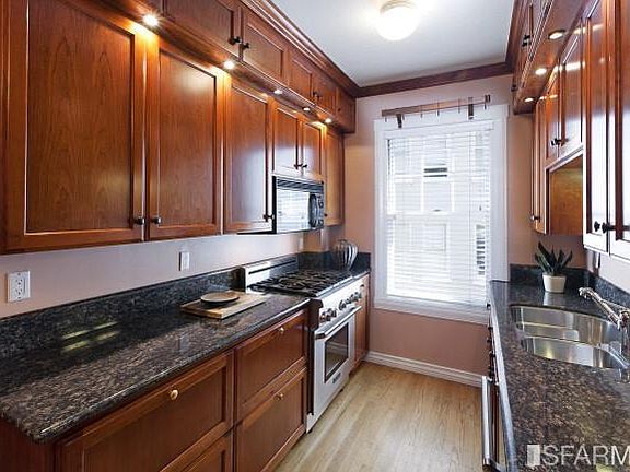 3rd image of 2090 Pacific Ave APT 301