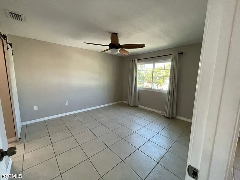 3421 Winkler Ave #402 — Photo 32