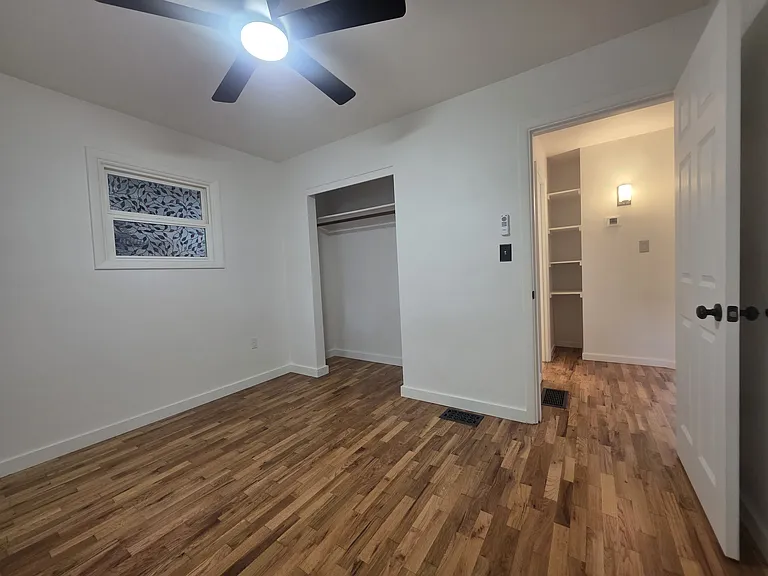 166 Draper St NE — Photo 14