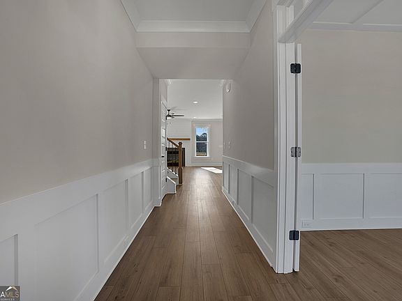 4th image of 225 Coffee Ln