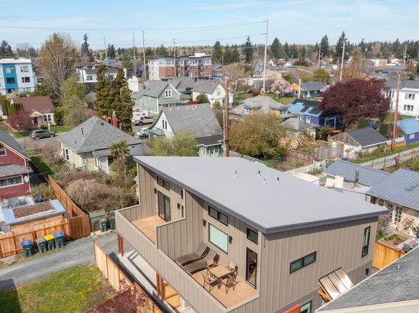 2517 Vallette St #102, Bellingham, WA 98225