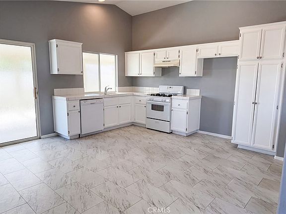 2nd image of 13577 Monterey Way