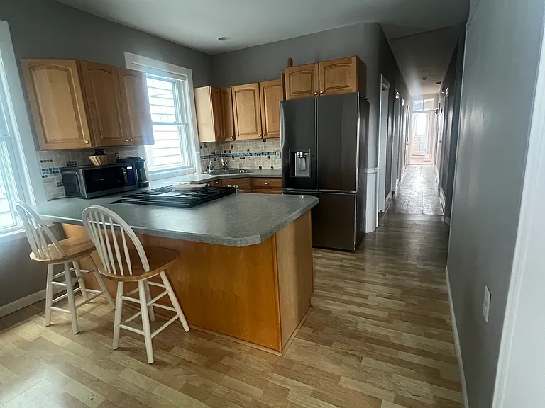 53 Farragut Rd #3 — Photo 10