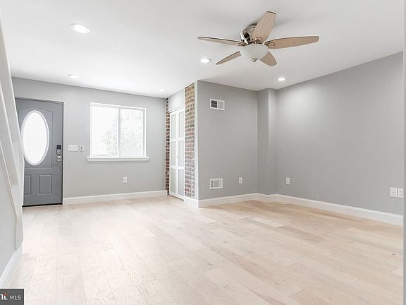 5th image of 1520 Guilford Pl