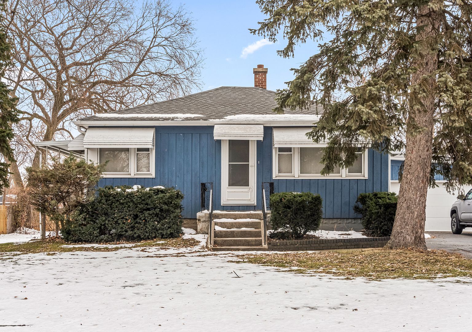 17W157 Foster Ave, Wood Dale, IL 60191 | Zillow