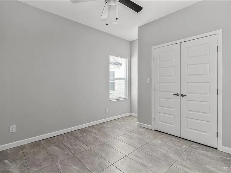 901 Sugar Dr #4 — Photo 3