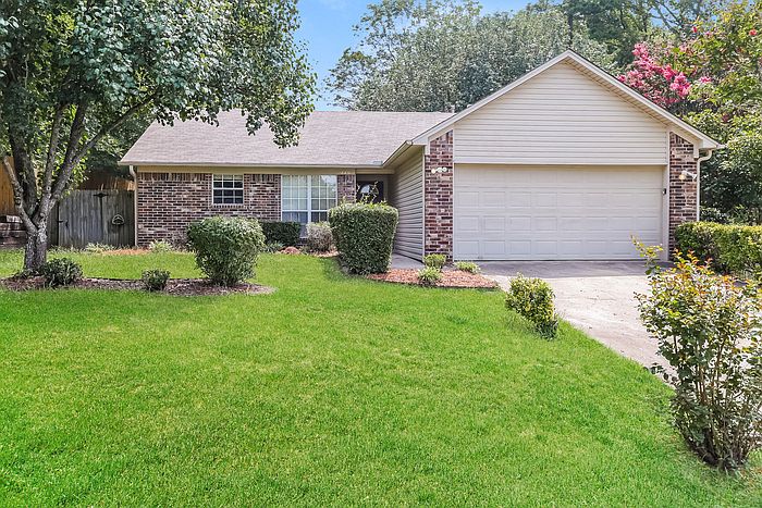 1st image of 1826 Auburn Hills Dr