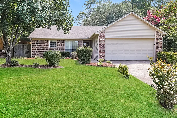 1826 Auburn Hills Dr