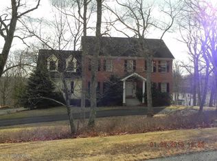 158 Ponder Ln, Scotrun, PA 18355