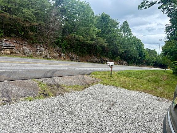 3rd image of 2274 Byrdstown Hwy