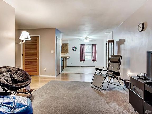 5th image of 3689 Echo Hill Ln