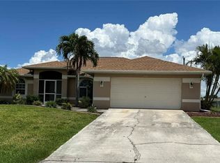 3025 SW 4th Pl, Cape Coral, FL 33914
