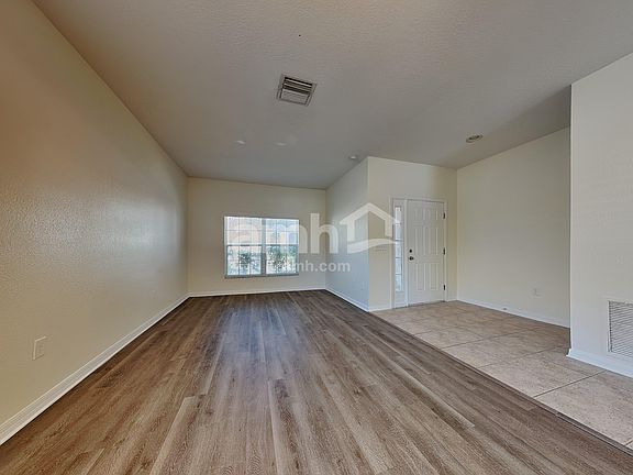 5th image of 6019 Blue Sage Dr
