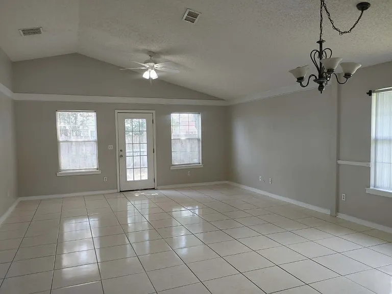 7548 Cliff Cottage Dr — Photo 11