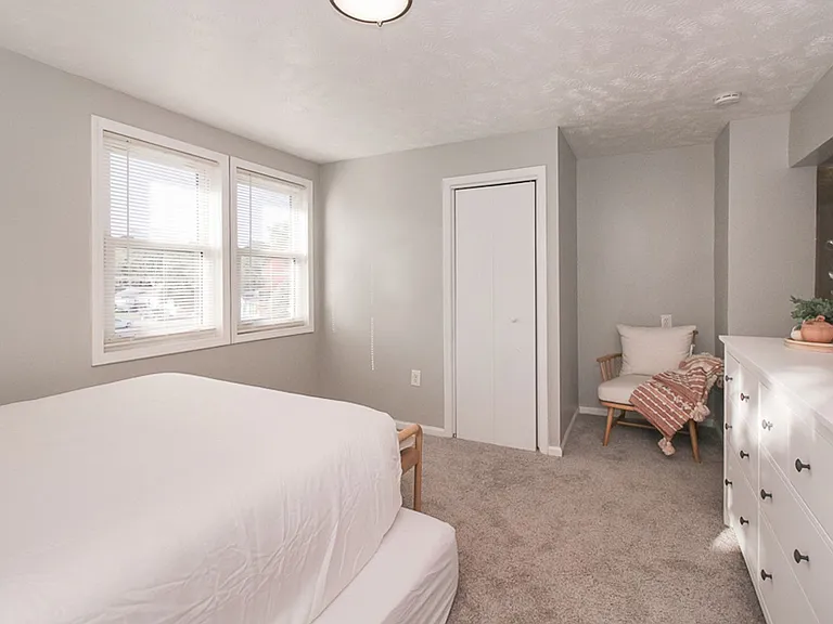 7329 Ward Rd — Photo 29