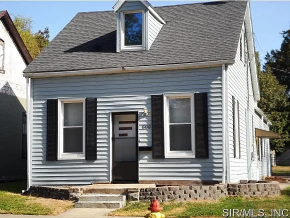 600 Bristow St photo 1